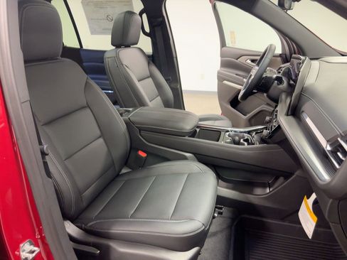 New 2026 Chevrolet Traverse LT w/ Sun and Wheel Package image 31