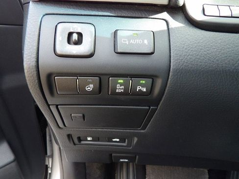 Used 2014 Lexus LS 460 w/ Comfort Package RWD image 53