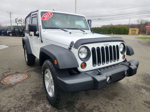 Used 2013 Jeep Wrangler Sport image 22