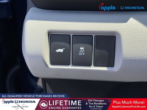 Used 2025 Honda Pilot Touring image 32