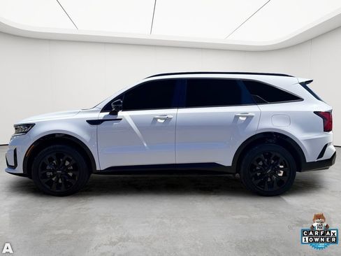 Used 2023 Kia Sorento SX AWD/4WD image 3