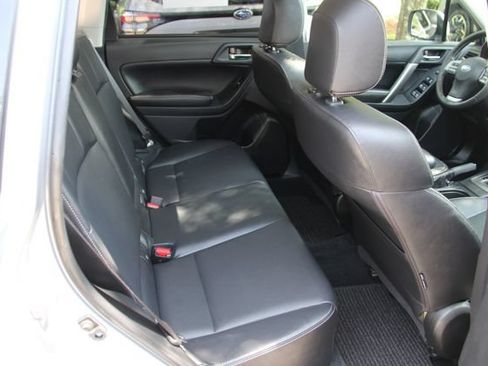 Used 2014 Subaru Forester 2.5i Limited AWD/4WD image 38