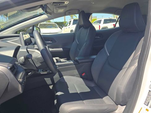 Used 2026 Toyota Prius XLE FWD image 23