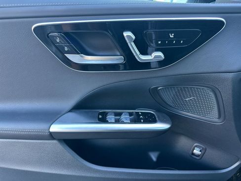 New 2026 Mercedes-Benz C 300 4MATIC Sedan image 11