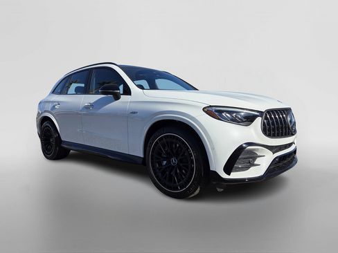New 2026 Mercedes-Benz GLC 43 AMG 4MATIC image 7