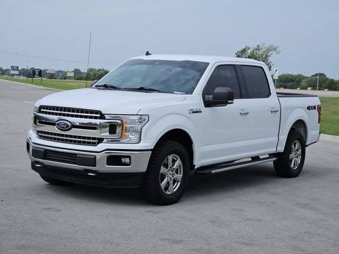 Used 2020 Ford F150 XLT w/ Equipment Group 302A Luxury AWD/4WD image 3