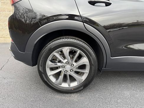 Used 2023 Buick Encore GX Essence w/ Experience Buick Package image 5