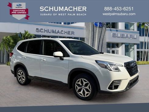 Certified 2023 Subaru Forester Premium AWD/4WD image 1