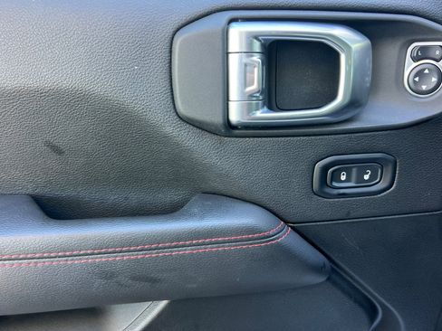 Used 2021 Jeep Wrangler Unlimited Rubicon AWD/4WD image 11