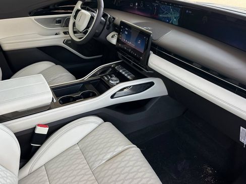 New 2026 Lincoln Nautilus Black Label w/ Jet Appearance Package AWD/4WD image 15