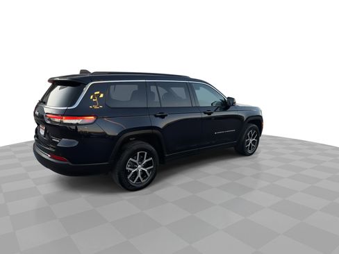 Used 2024 Jeep Grand Cherokee L Limited image 8