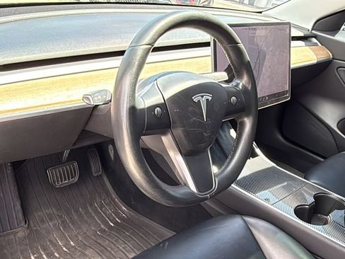 Used 2019 Tesla Model 3 Mid Range RWD image 23