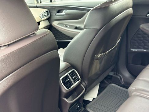 Used 2019 Hyundai Santa Fe Limited image 15