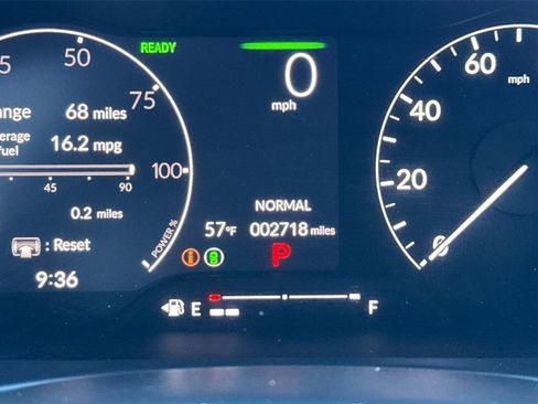 Certified 2025 Honda Civic Sport image 31