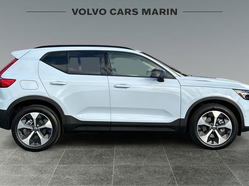 New 2026 Volvo XC40 B5 Plus w/ Protection Package Premier AWD/4WD image 8
