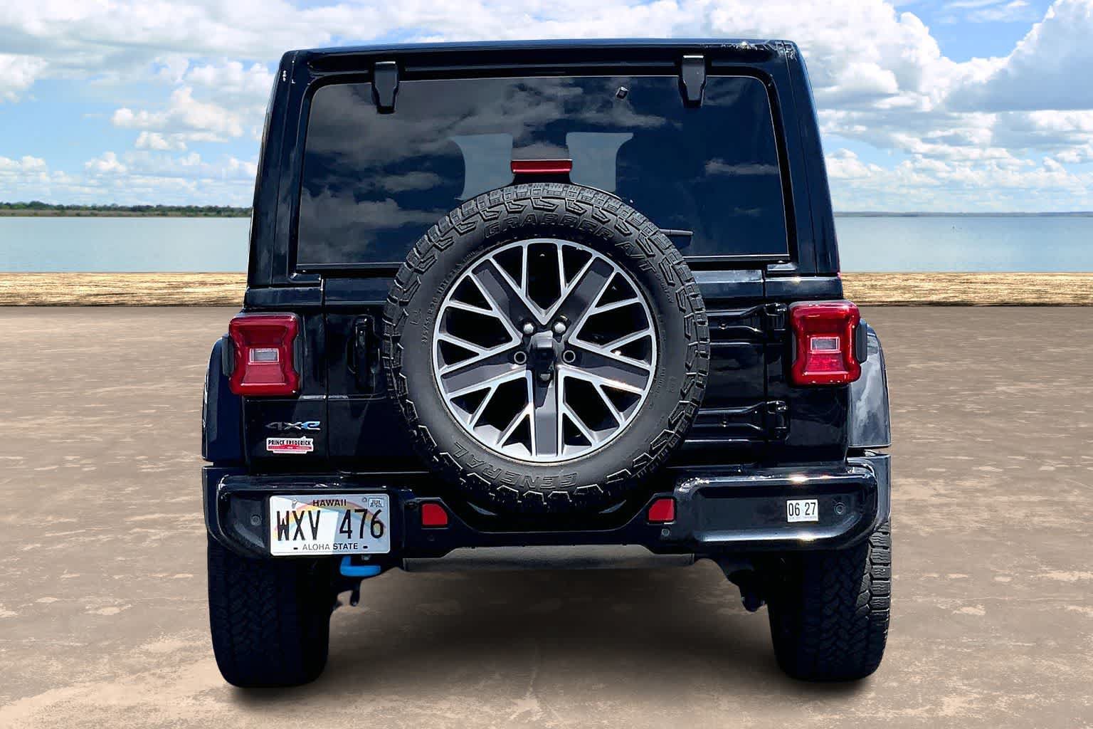 Used 2024 Jeep Wrangler High Altitude AWD/4WD image 5