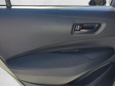 Certified 2025 Toyota Corolla LE image 21