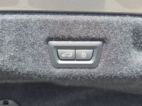 New 2025 BMW 530i w/ Premium Package image 12