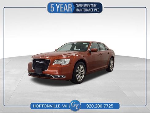 Used 2021 Chrysler 300 Touring L AWD/4WD image 1
