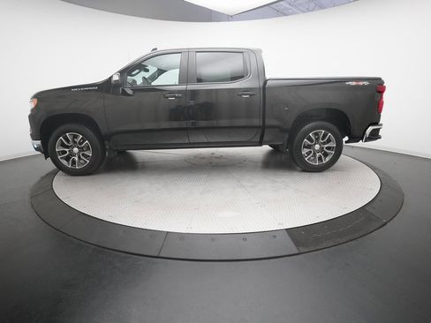 Used 2023 Chevrolet Silverado 1500 LT image 23