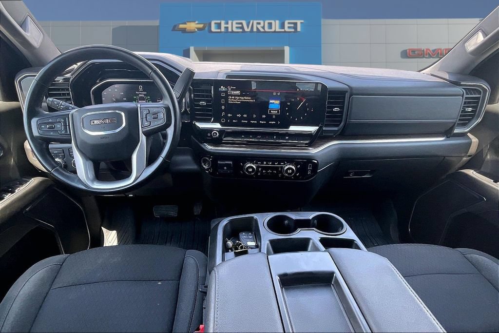 Used 2024 GMC Sierra 1500 Elevation AWD/4WD image 8