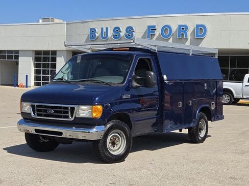 Used 2007 Ford E-350 and Econoline 350 Super Duty RWD image 1