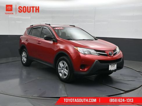 Used 2015 Toyota RAV4 LE AWD/4WD image 4