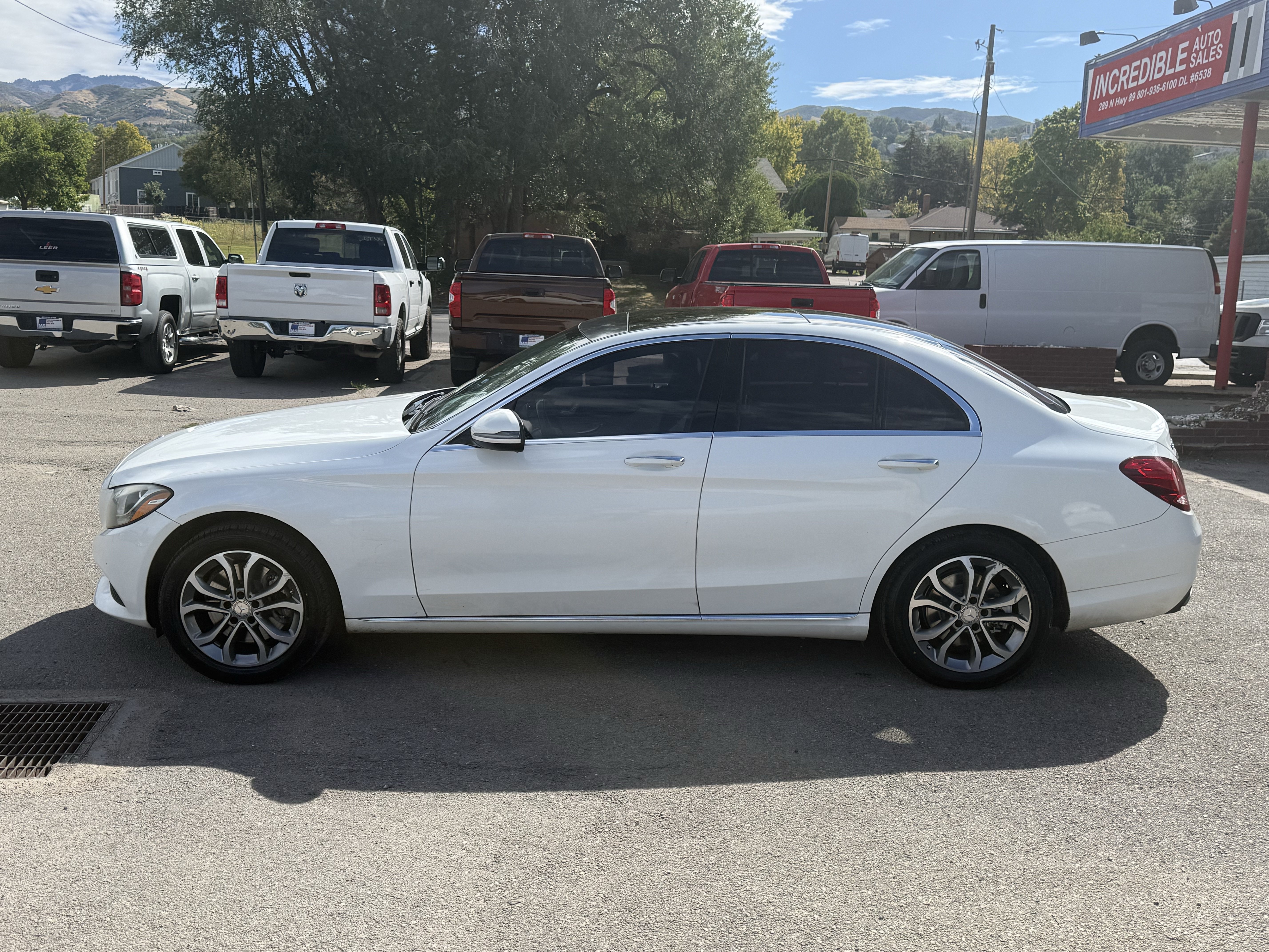 Used 2016 Mercedes-Benz C 300 4MATIC Sedan image 7