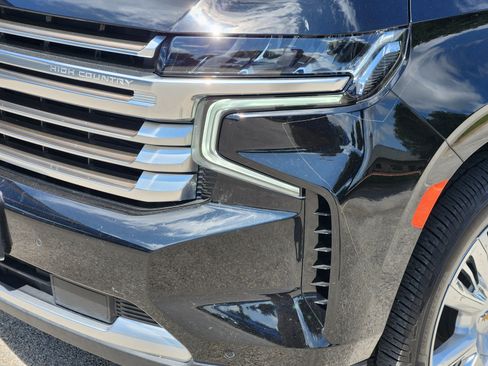 Used 2021 Chevrolet Tahoe High Country AWD/4WD image 29