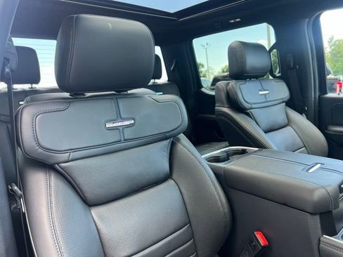 New 2025 Ford F250 Platinum image 12