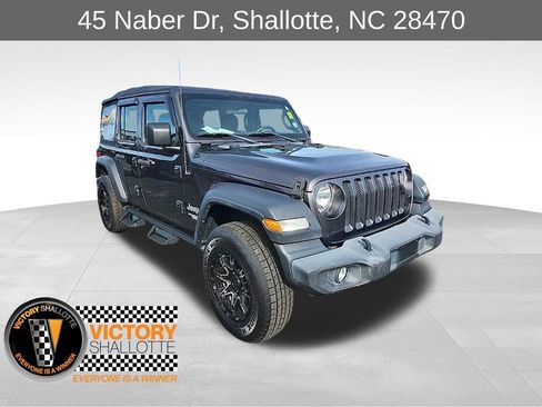 Used 2018 Jeep Wrangler Unlimited Sport image 1