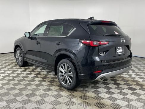 New 2025 MAZDA CX-5 Signature image 24