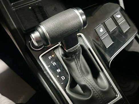 Used 2024 Kia Sportage EX FWD image 18