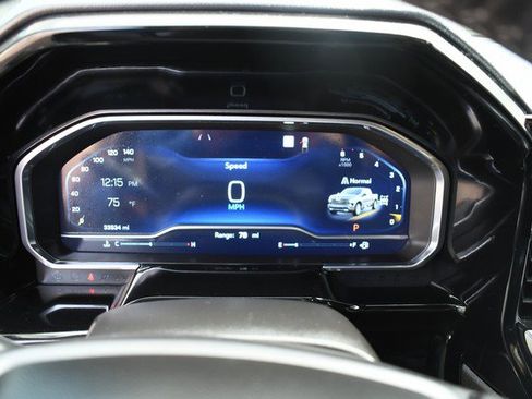 Used 2022 Chevrolet Silverado 1500 High Country image 31