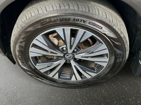 Used 2021 Nissan Rogue SV w/ Premium Package AWD/4WD image 6