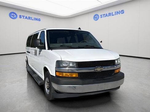 Used 2019 Chevrolet Express 3500 LT w/ LT Preferred Equipment Group image 14