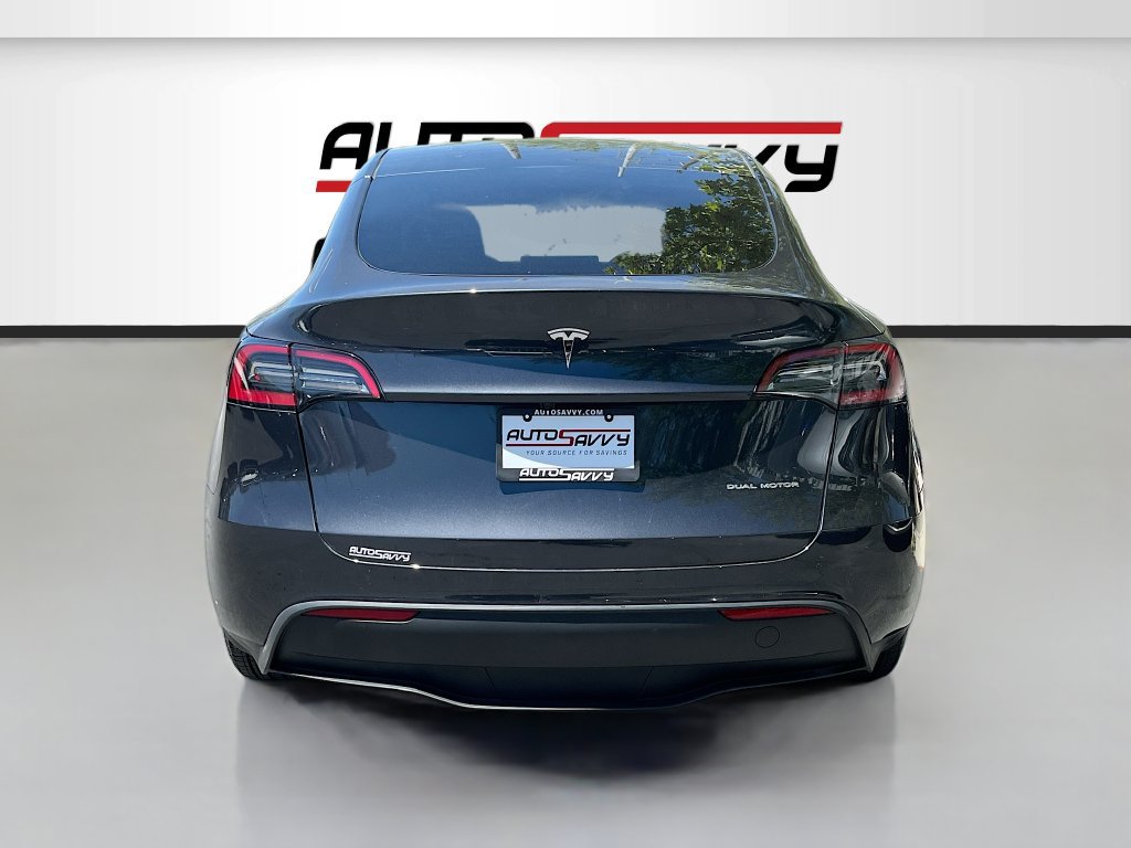 Used 2025 Tesla Model Y Long Range AWD/4WD image 6