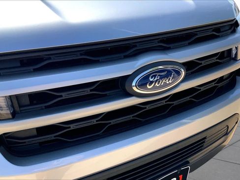 Used 2024 Ford Expedition XLT AWD/4WD image 36