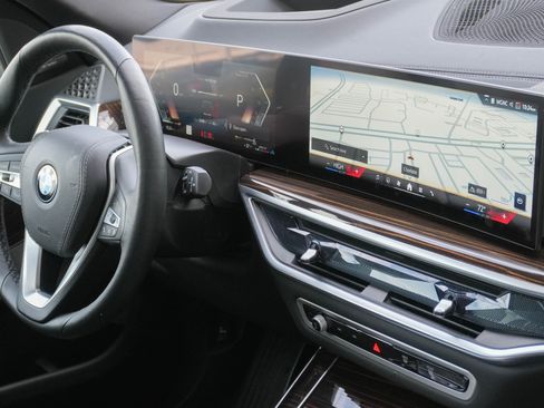 Certified 2026 BMW X5 sDrive40i image 10