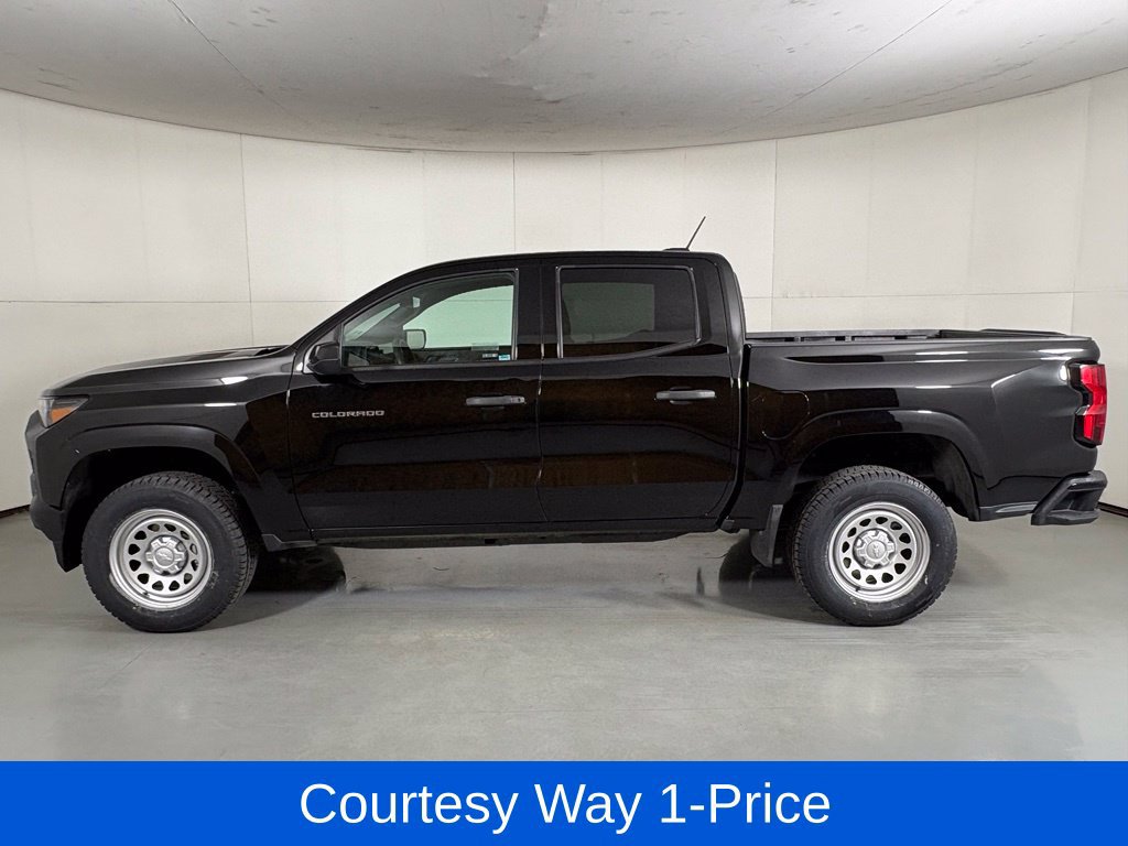 Used 2023 Chevrolet Colorado W/T w/ WT Convenience Package II RWD image 6