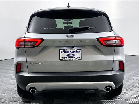 Used 2024 Ford Escape Active FWD image 4