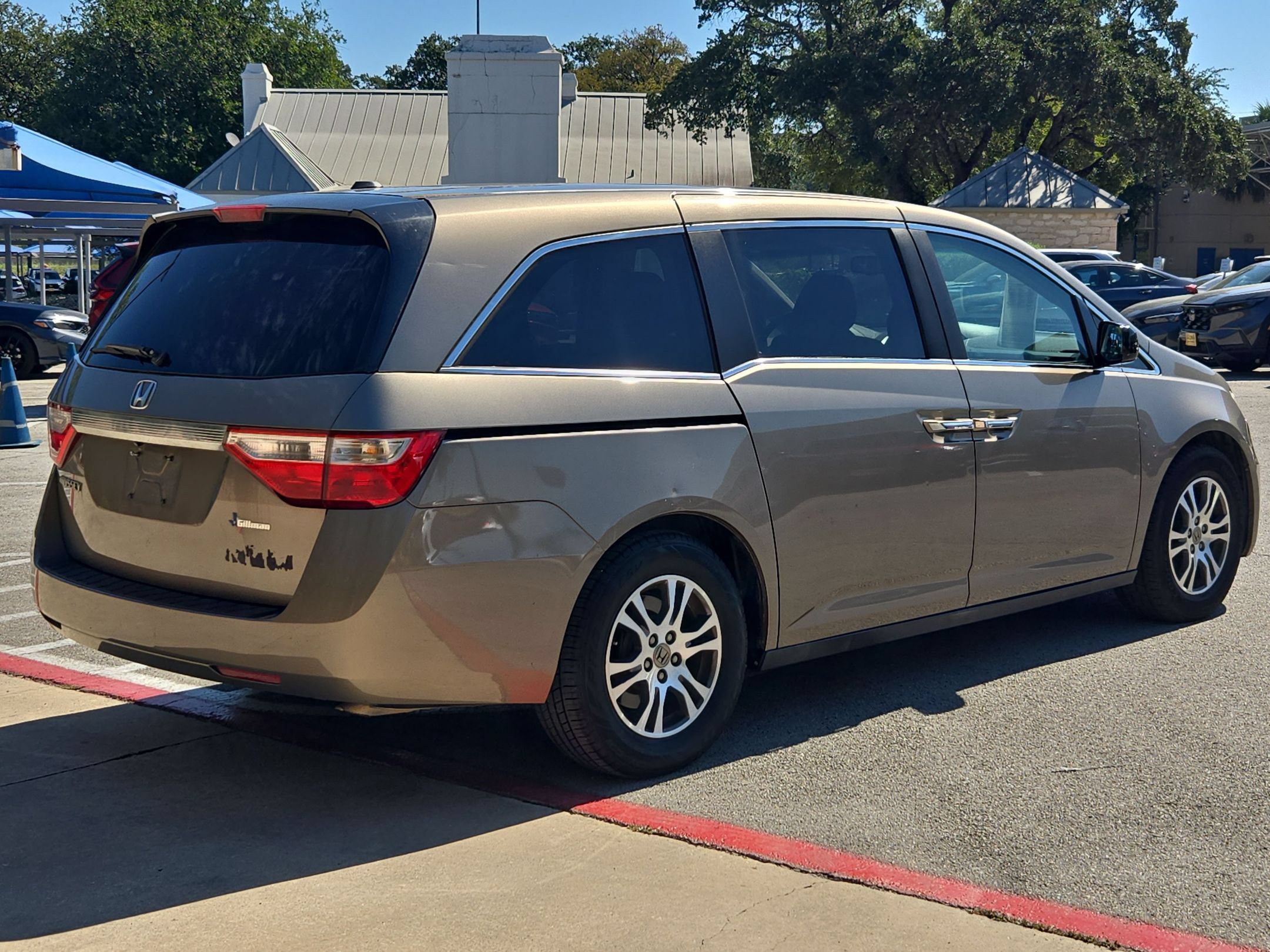Used 2012 Honda Odyssey EX-L image 3