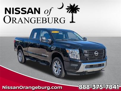 Used 2024 Nissan Titan SV w/ SV Convenience Package
