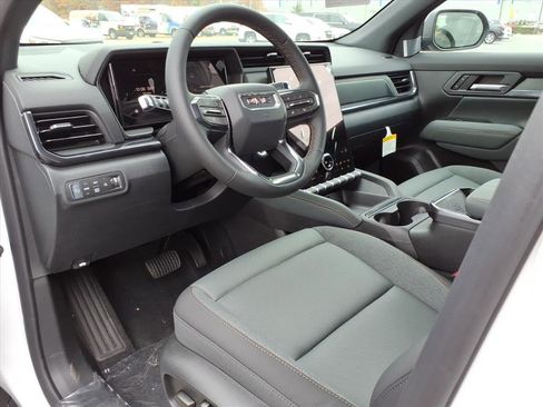 New 2026 GMC Terrain AT4 w/ Convenience Package III image 13