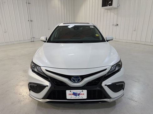 Used 2024 Toyota Camry XSE image 31