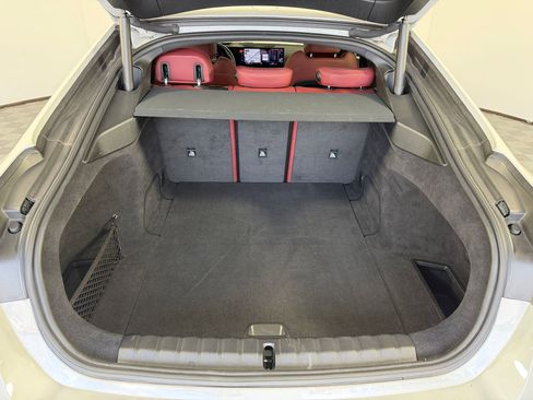 Used 2023 BMW i4 eDrive35 w/ Premium Package image 33