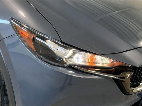 Used 2021 MAZDA CX-5 Carbon Edition image 33