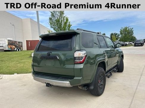 Used 2022 Toyota 4Runner TRD Off-Road Premium AWD/4WD image 3