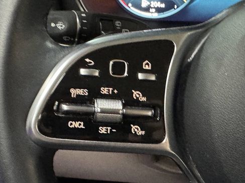 Used 2020 Mercedes-Benz GLC 300 image 30