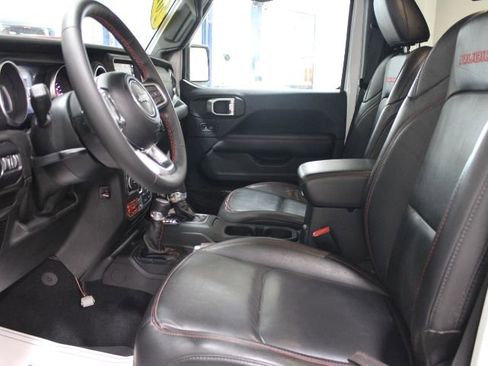 Used 2020 Jeep Gladiator Rubicon AWD/4WD image 16